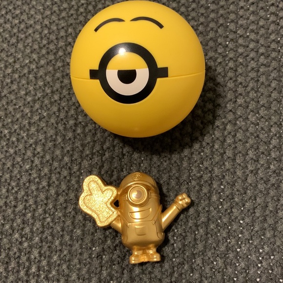 Gold Minion Mc Donald’s Happy Meal Toys - Picture 6 of 6